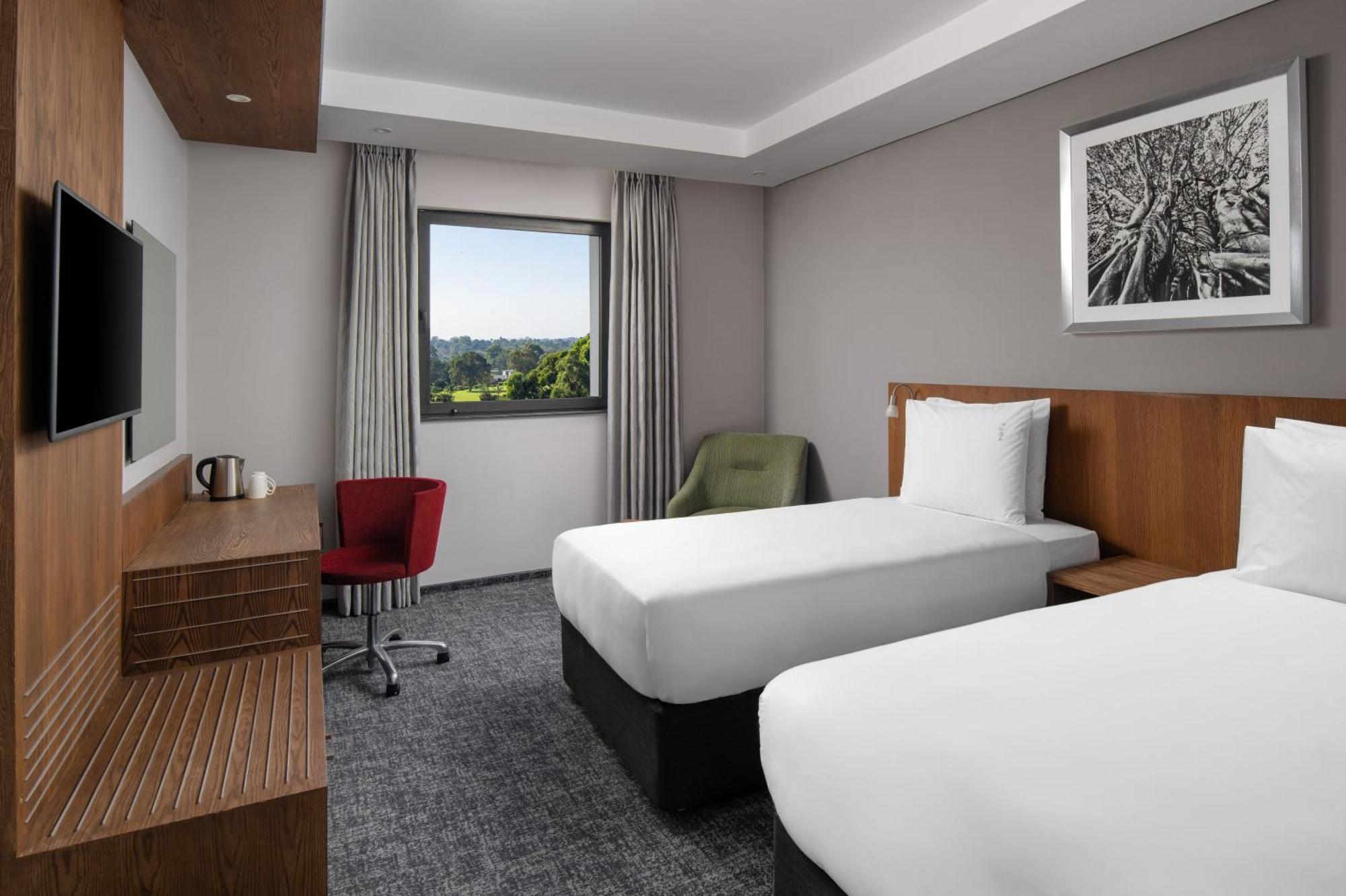 - Two Rivers Mall By Ihg Hotel 4*