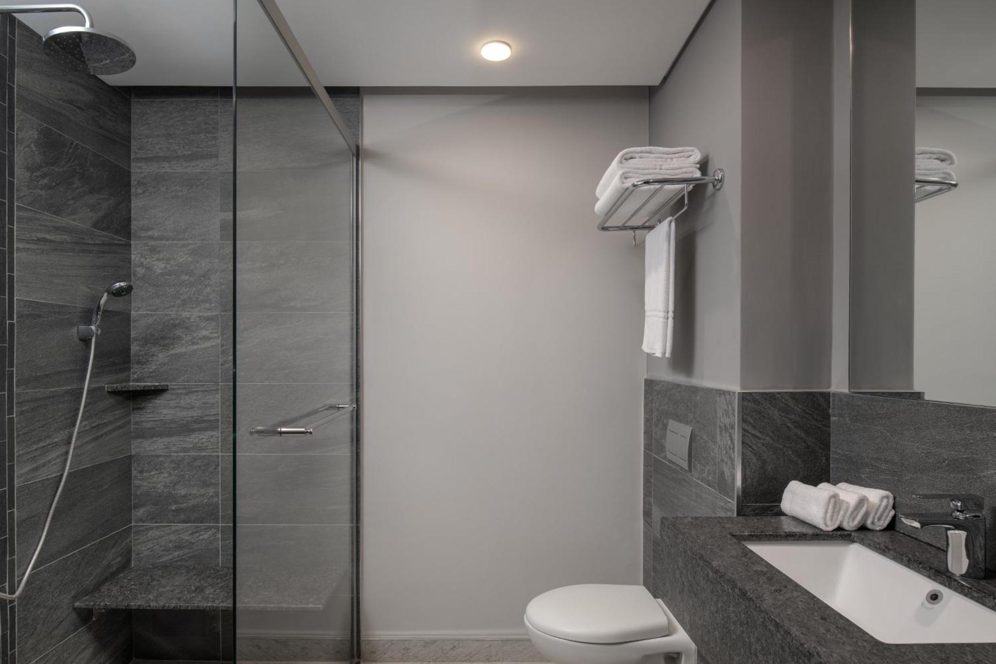 - Two Rivers Mall By Ihg
