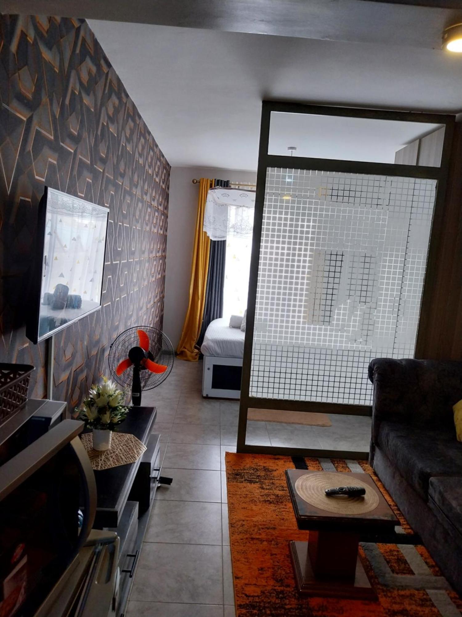 Convertible 1 Bedroom By Dg's Apartment *