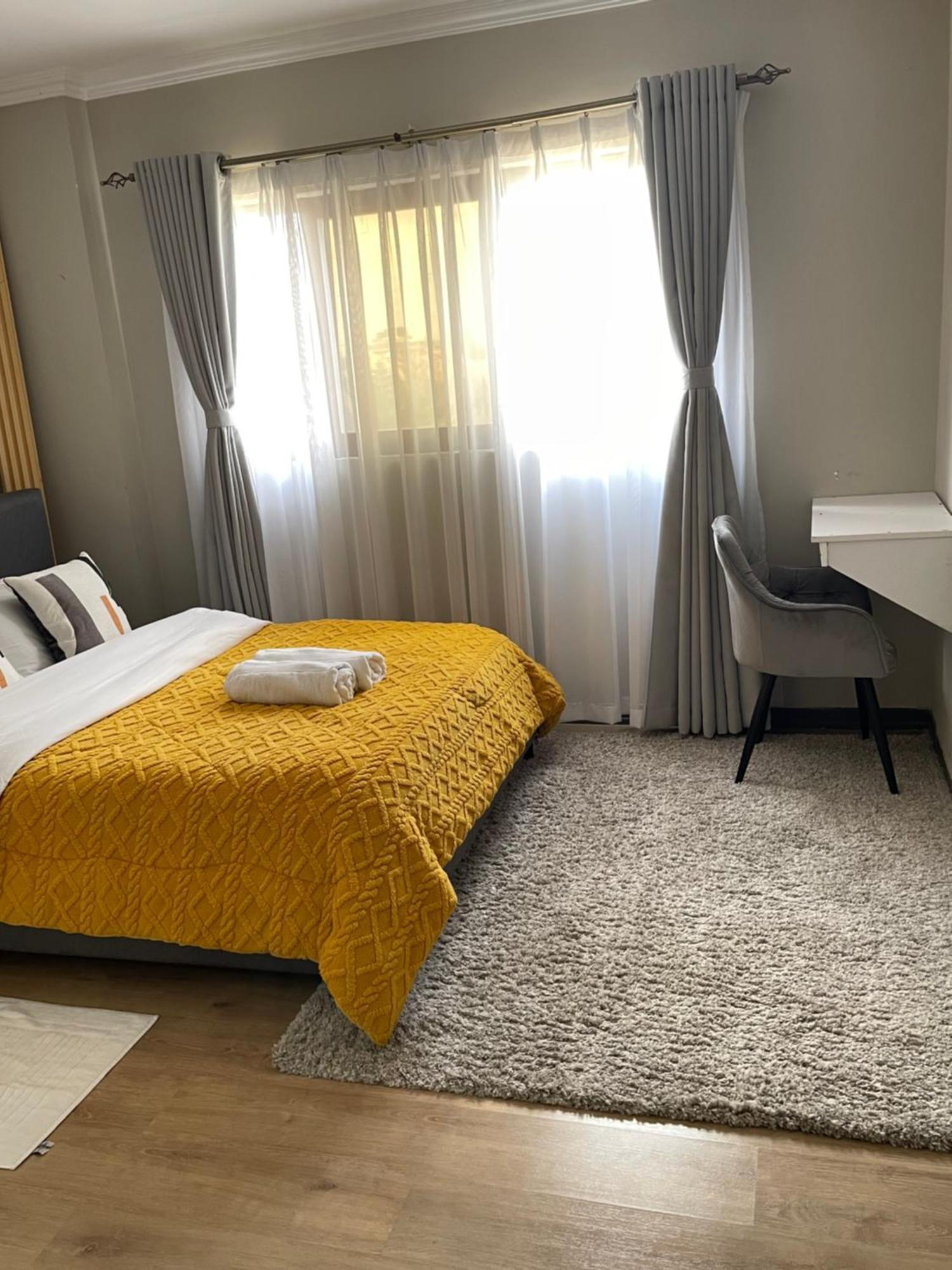 Apartment Chic Homes Jkia - Cozy Homes Near Jkia And Sgr *