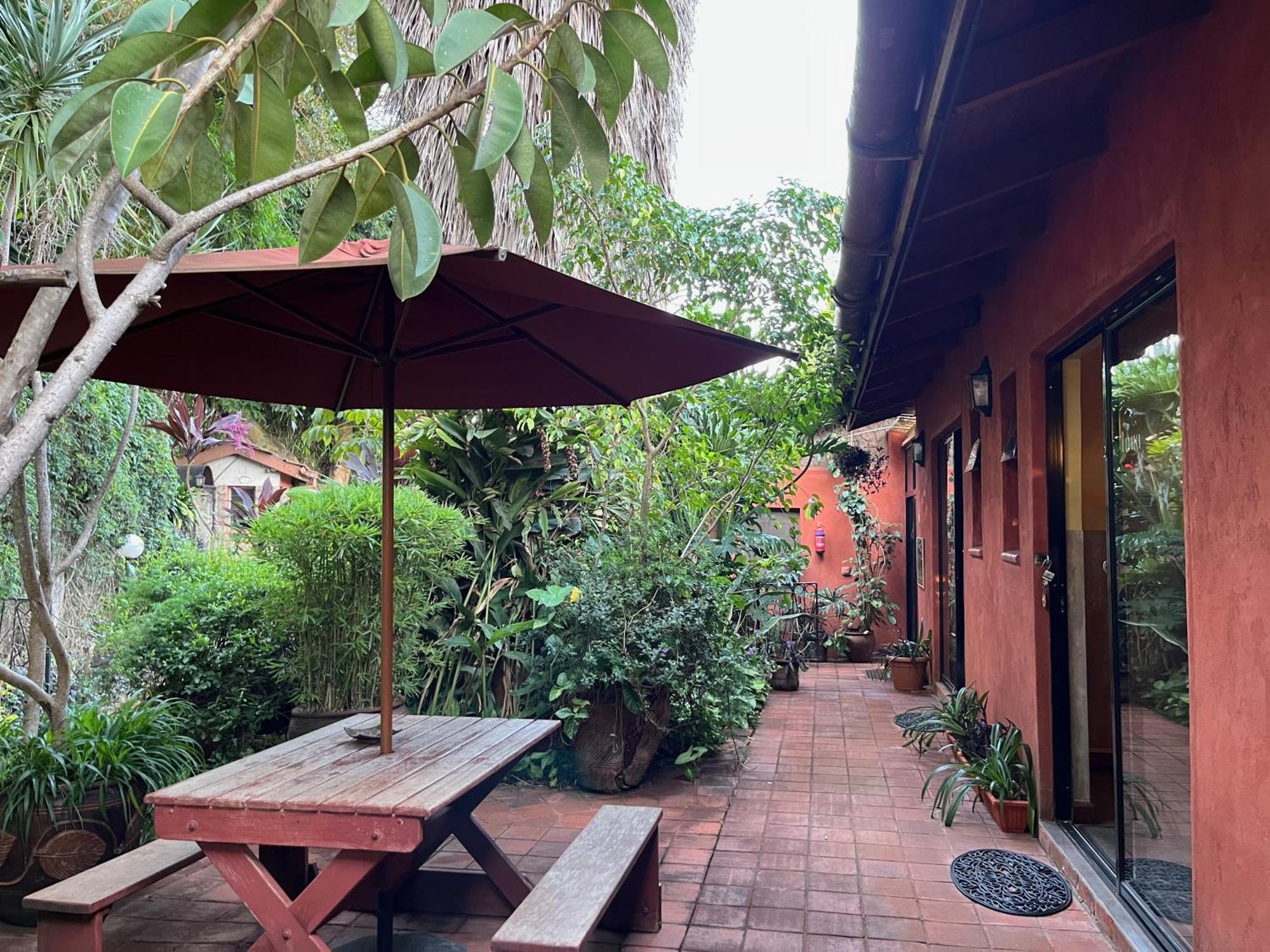 Guest house Lake View Studios 3*