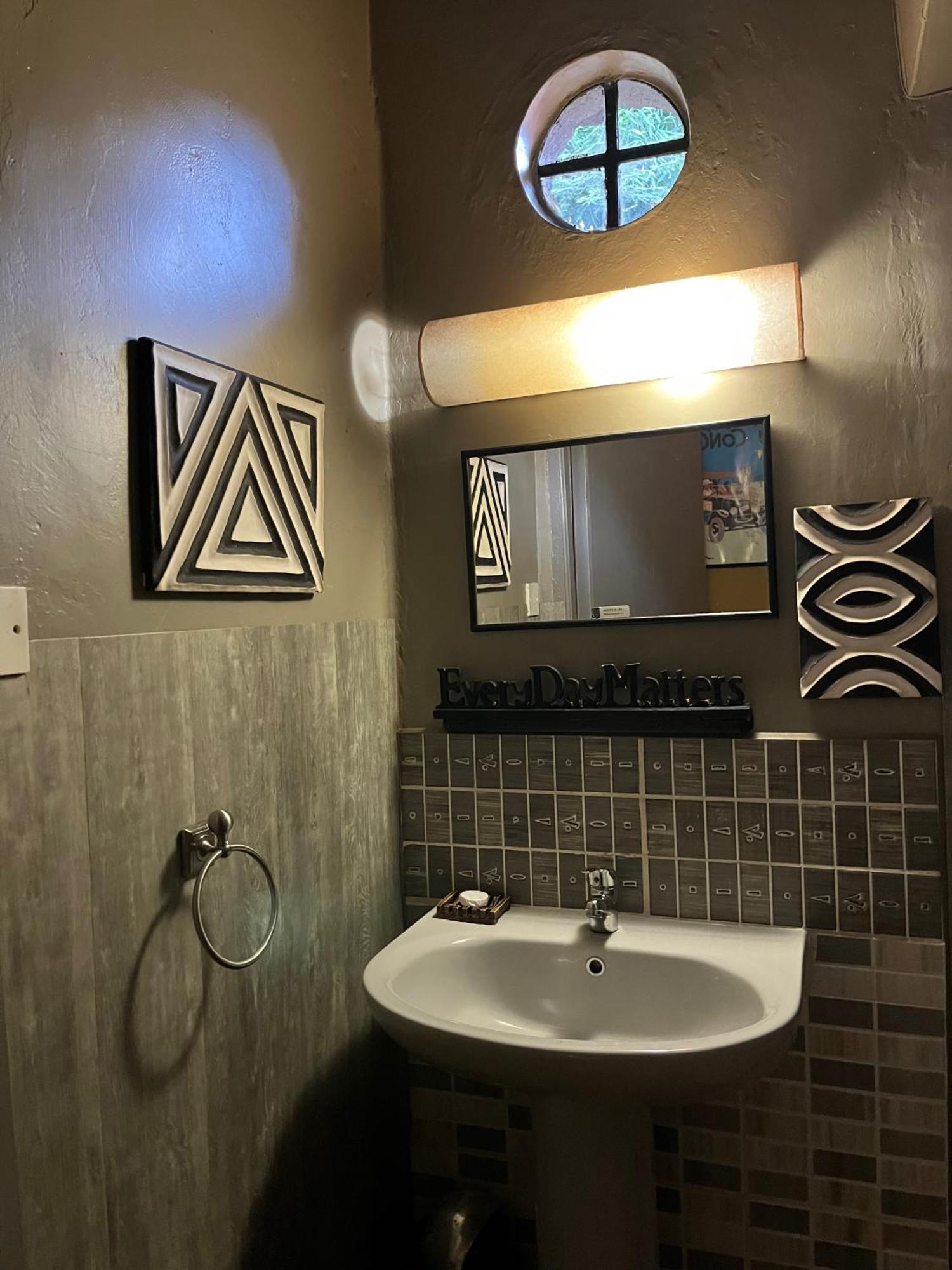 Lake View Studios Guest house