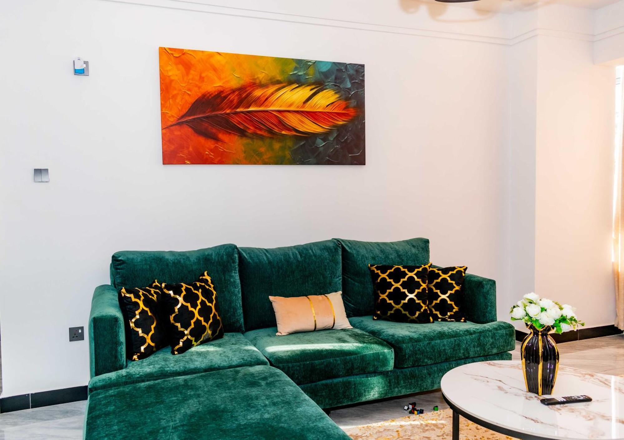 Staroot Charm 2br Yaya Center, Kilimani Apartment