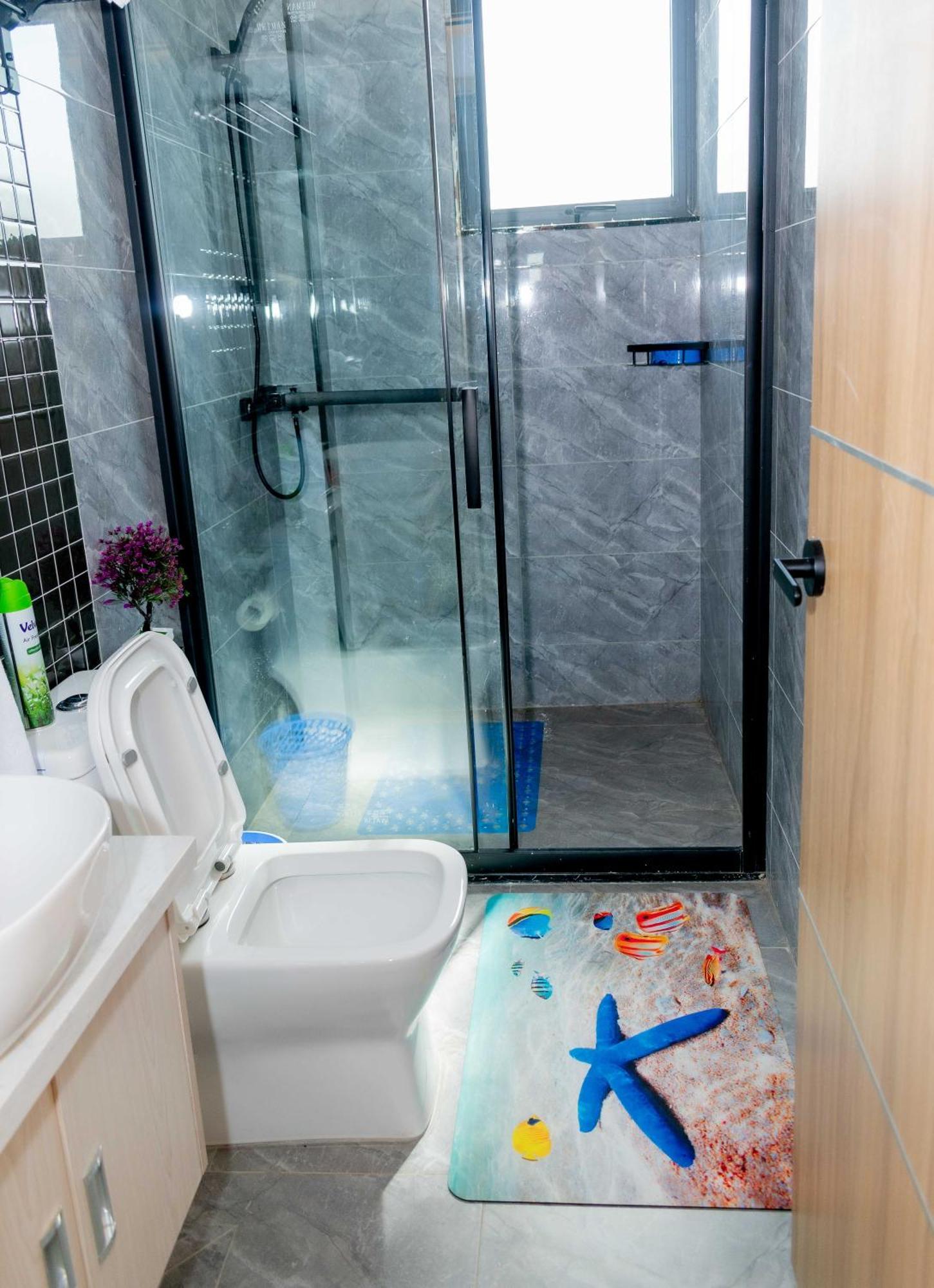 Staroot Charm 2br Yaya Center, Kilimani Apartment *