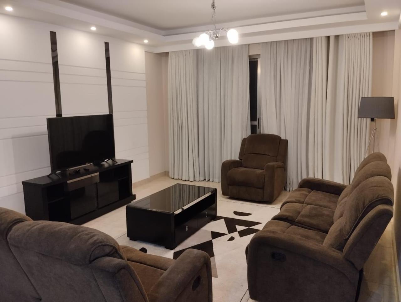 Apartment Kilimani Exquisite Furnished 3 Bedroom *