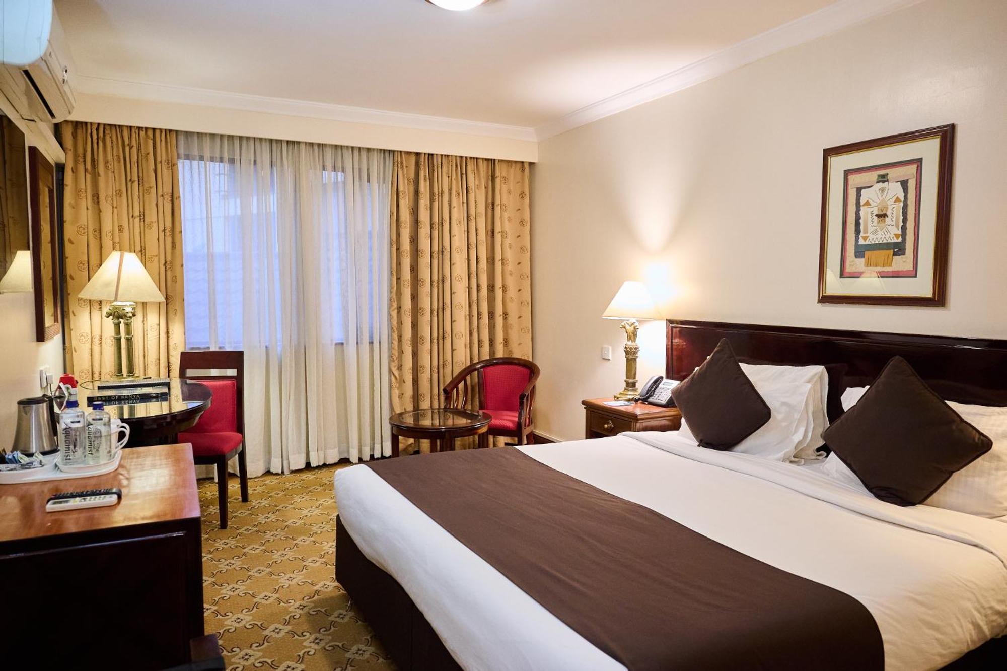 Jacaranda Hotel 3*