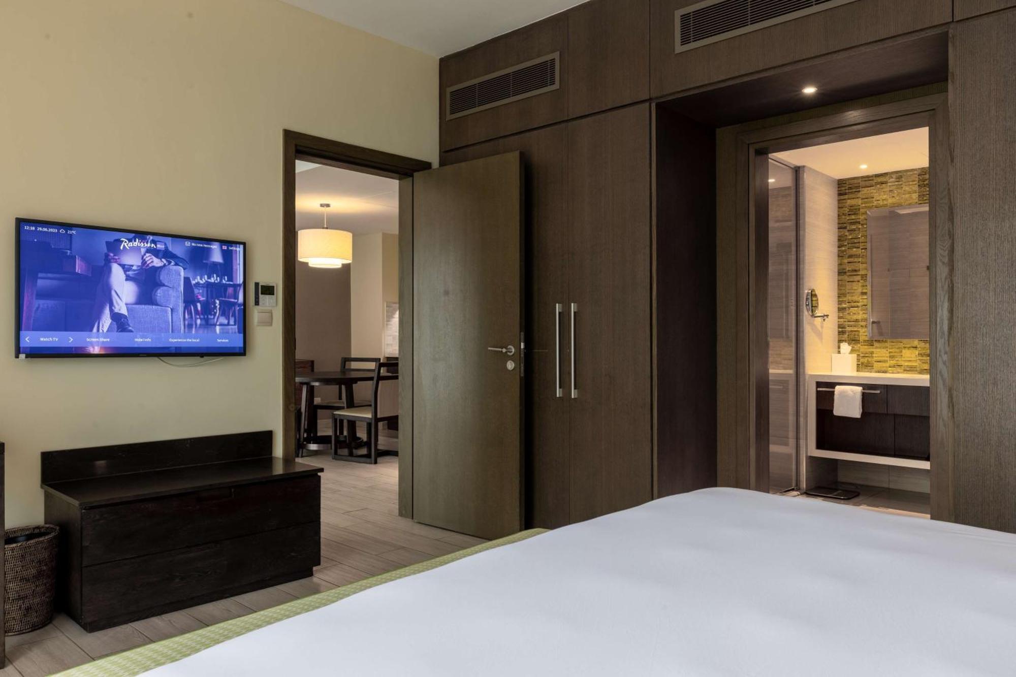 Radisson Blu & Arboretum 5*