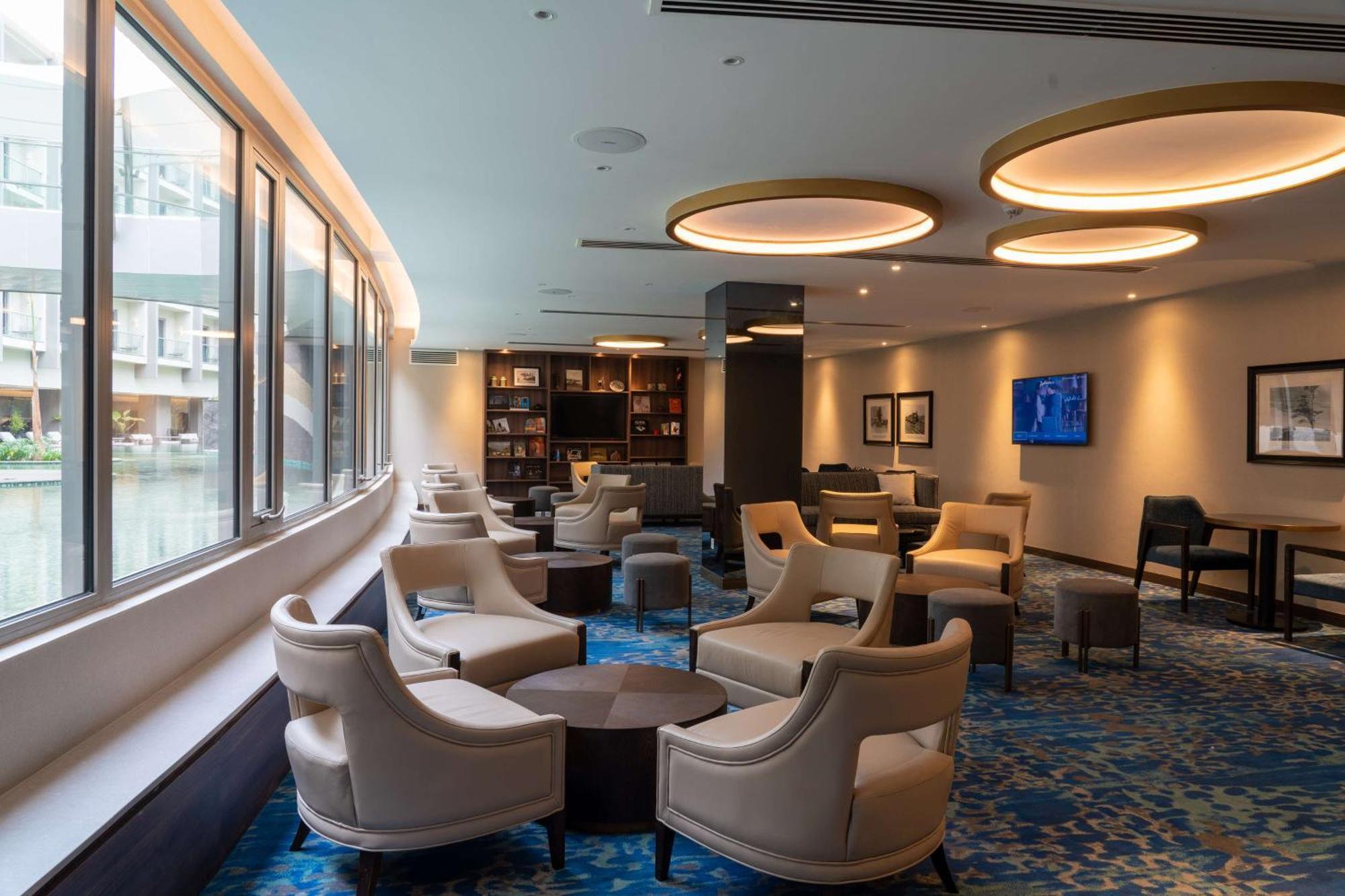 Radisson Blu & Arboretum 5*