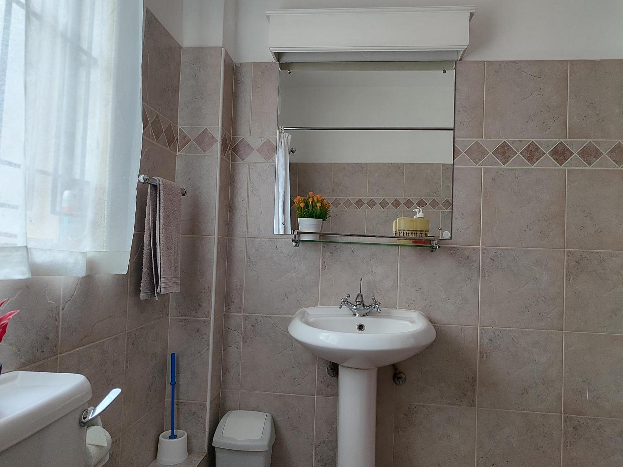 Lantana Gardens B2 & B8 Apartment