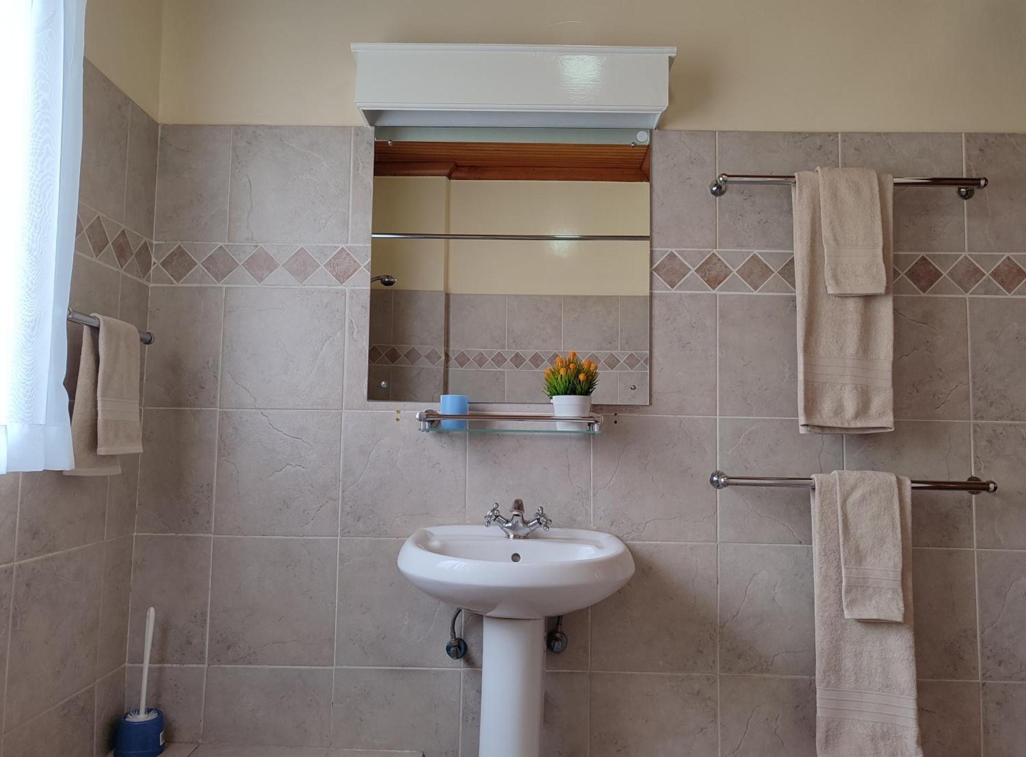Apartment Lantana Gardens B2 & B8 *