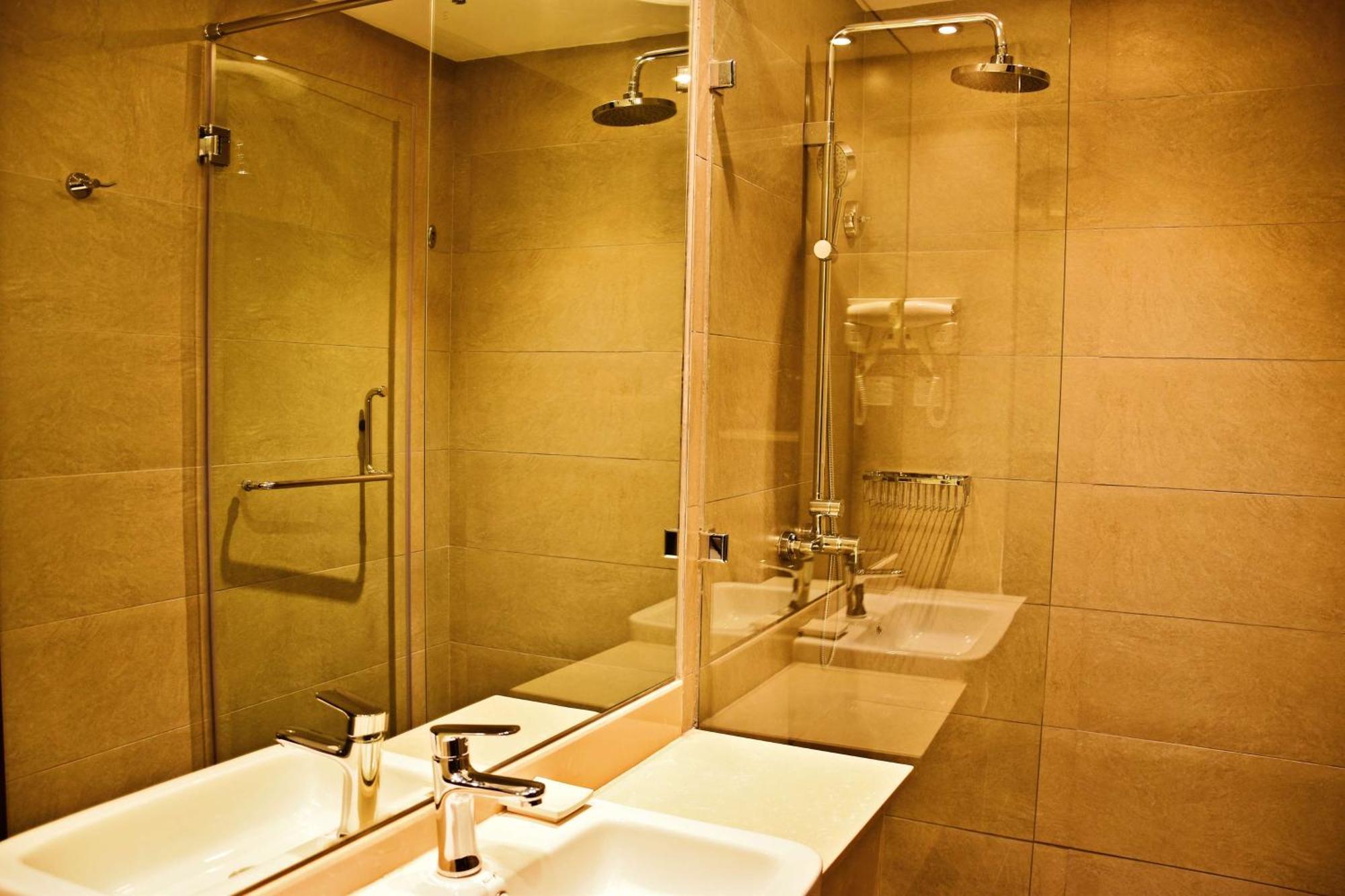 Doubletree By Hilton Nairobi Hotel Nairobi
