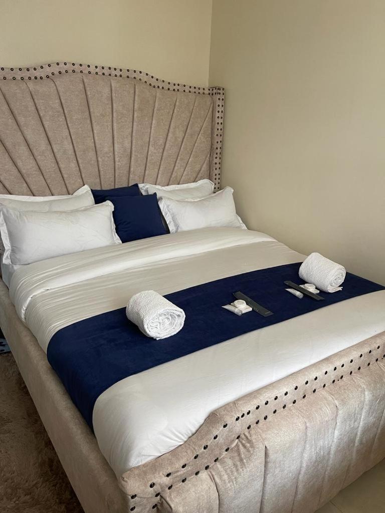 Apartment Runda Residences *