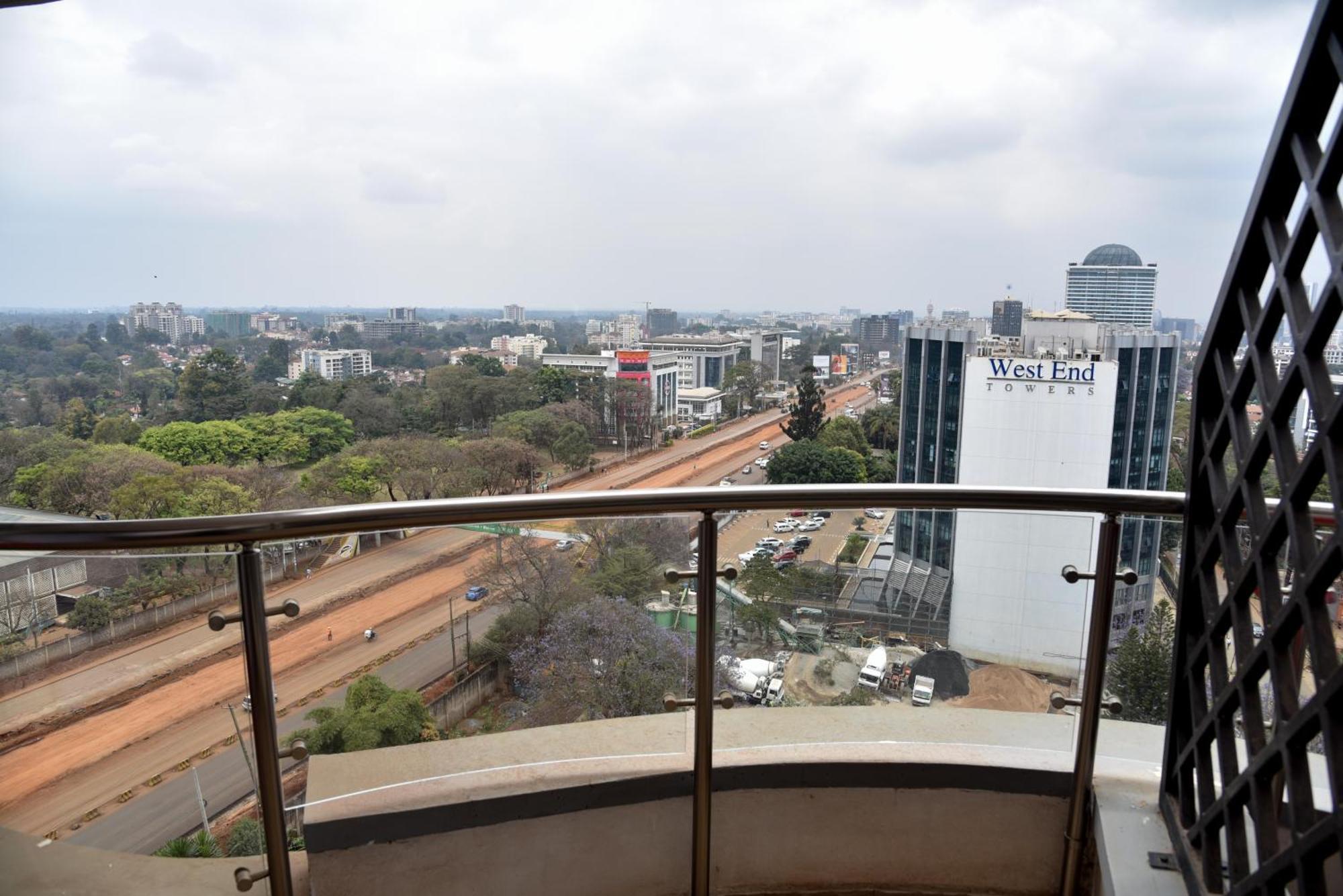 Lux Nova Westlands * Nairobi