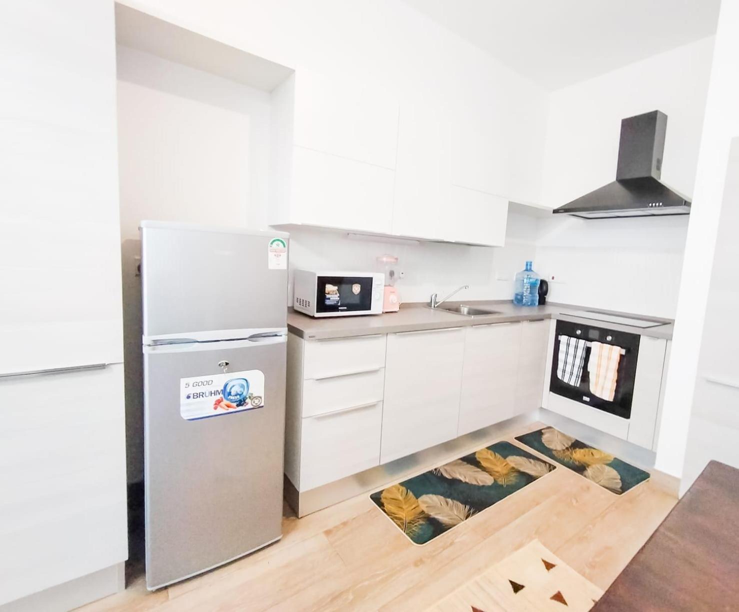 Lux Nova Westlands *