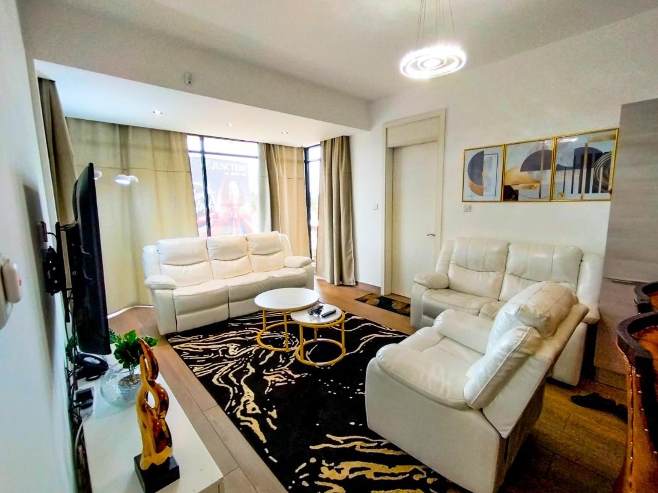 Lux Nova Westlands * Nairobi