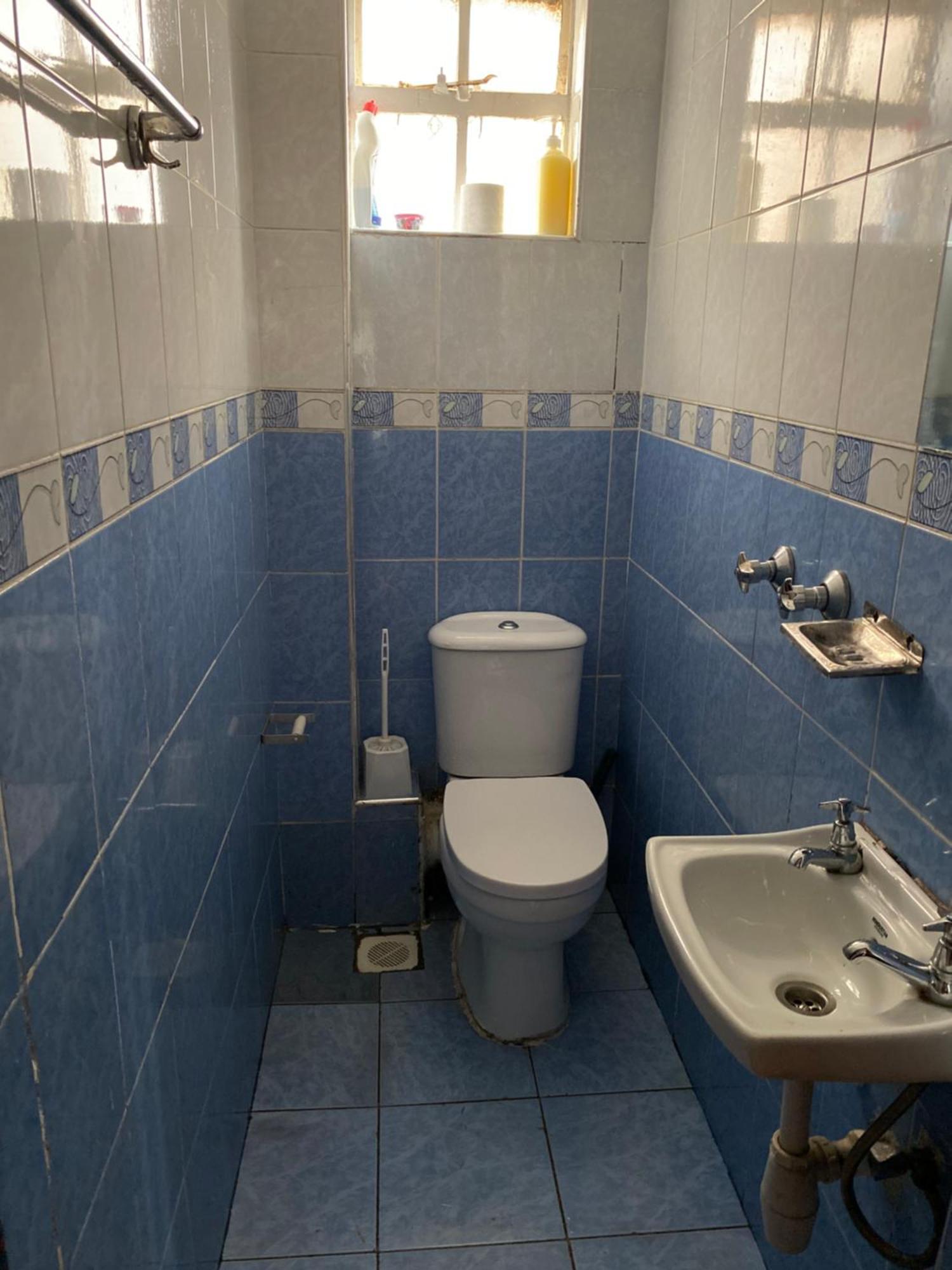 Apartment Private,secure 1bedroom In West *