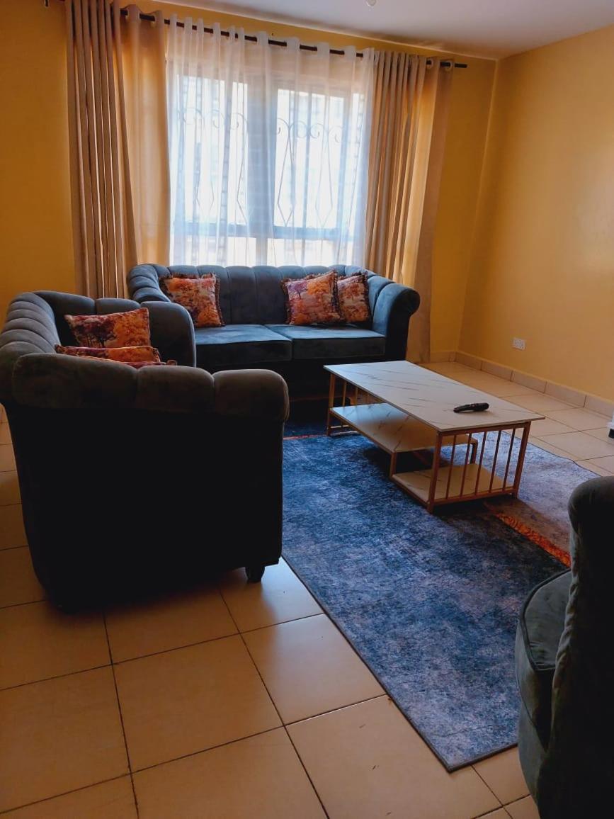 Lux Honey Dew Athiriver Apartment