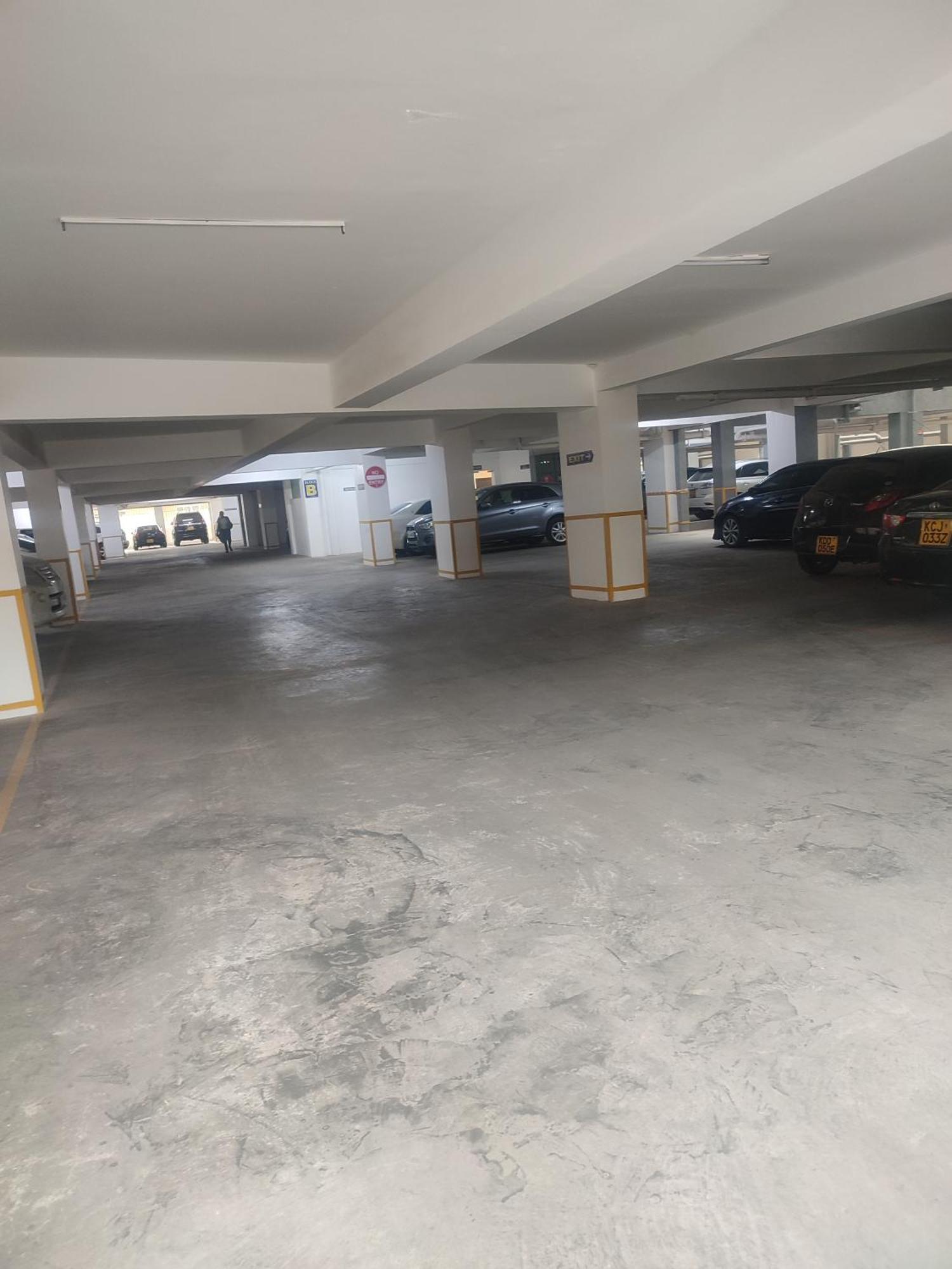 Super Kileleshwa With Gym,balcony & Netflix * Nairobi