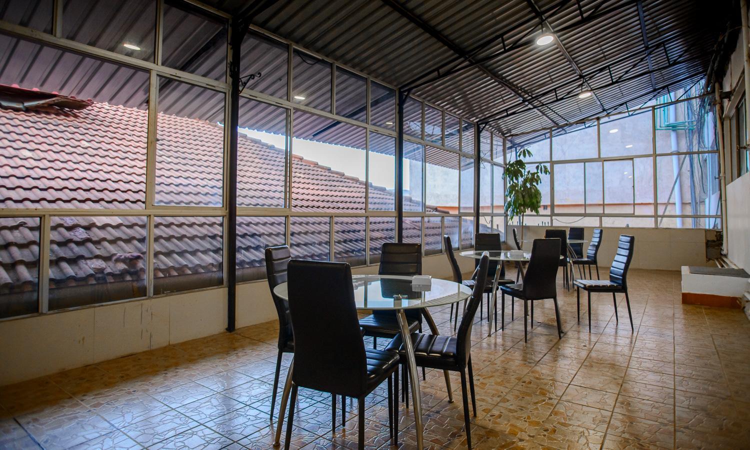 Diamond Plaza Aparthotel