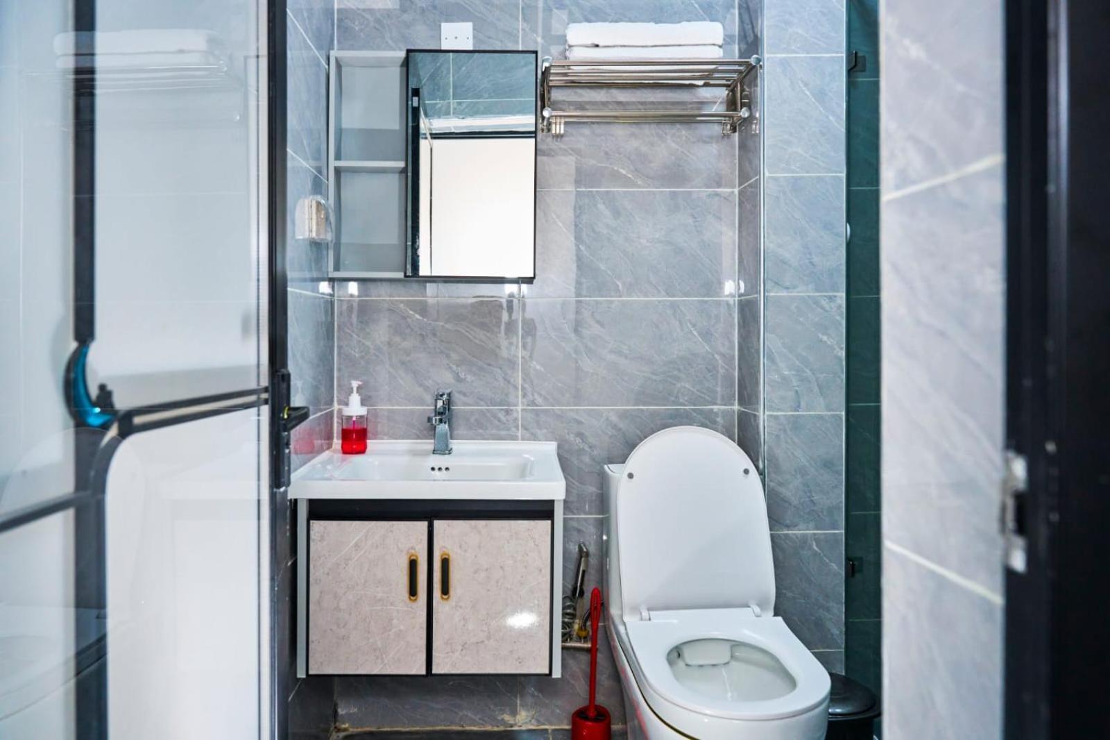 Reny Lux Apartment *
