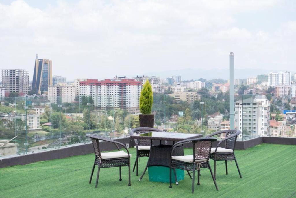 Modern Stylish Pool/gym/view Apartment Nairobi