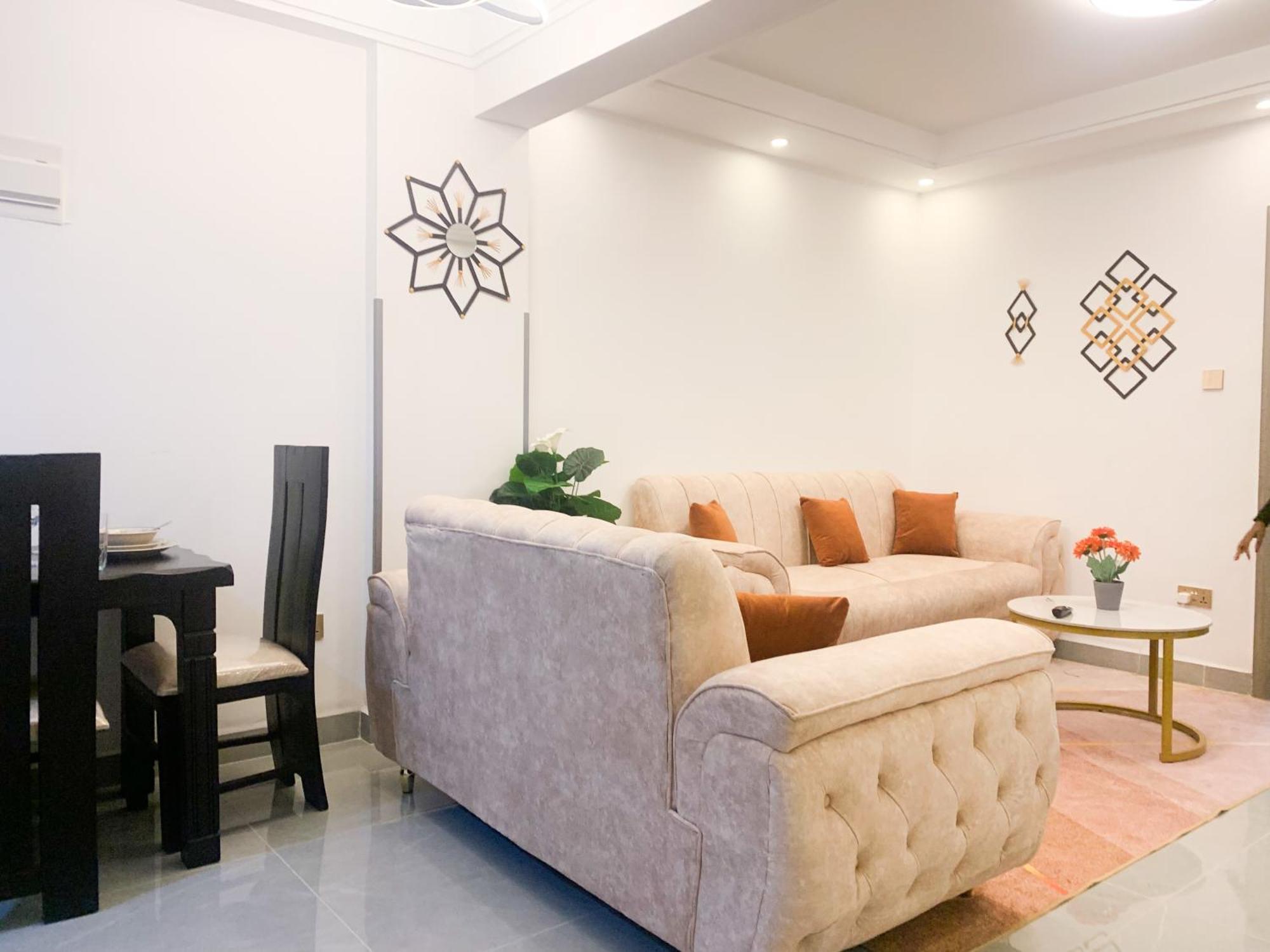 Luxe 2br With Breathtaking Views Of In Valley Heights Bed & Breakfast *