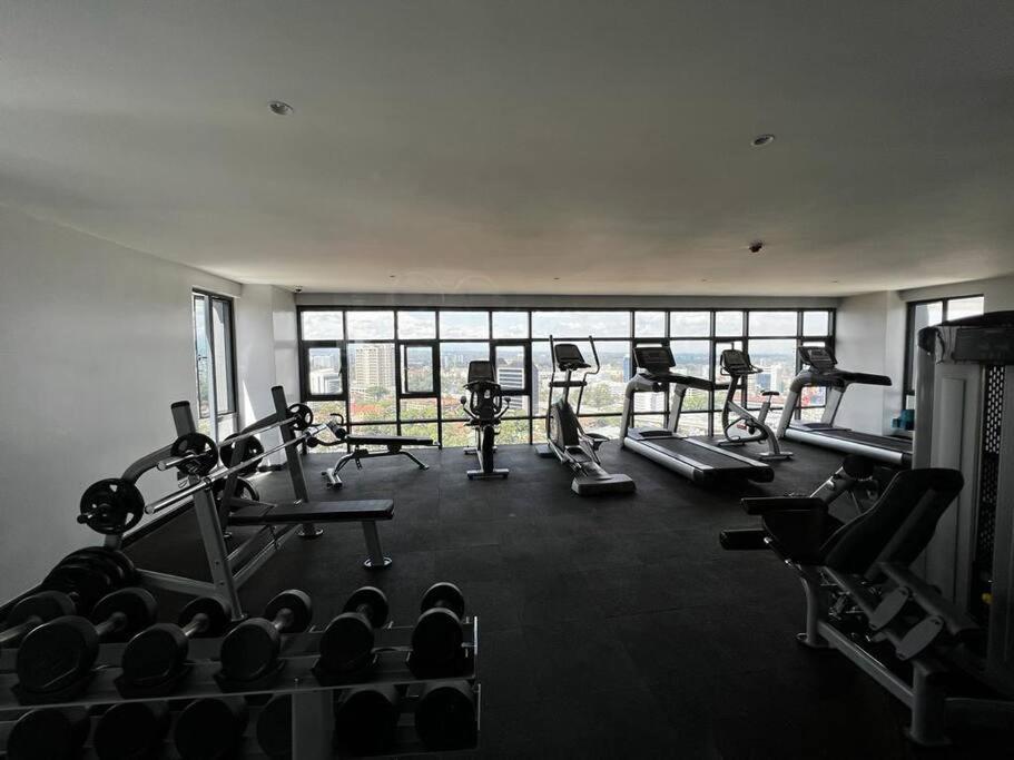 Luxury Westlands 2 Bedroom *