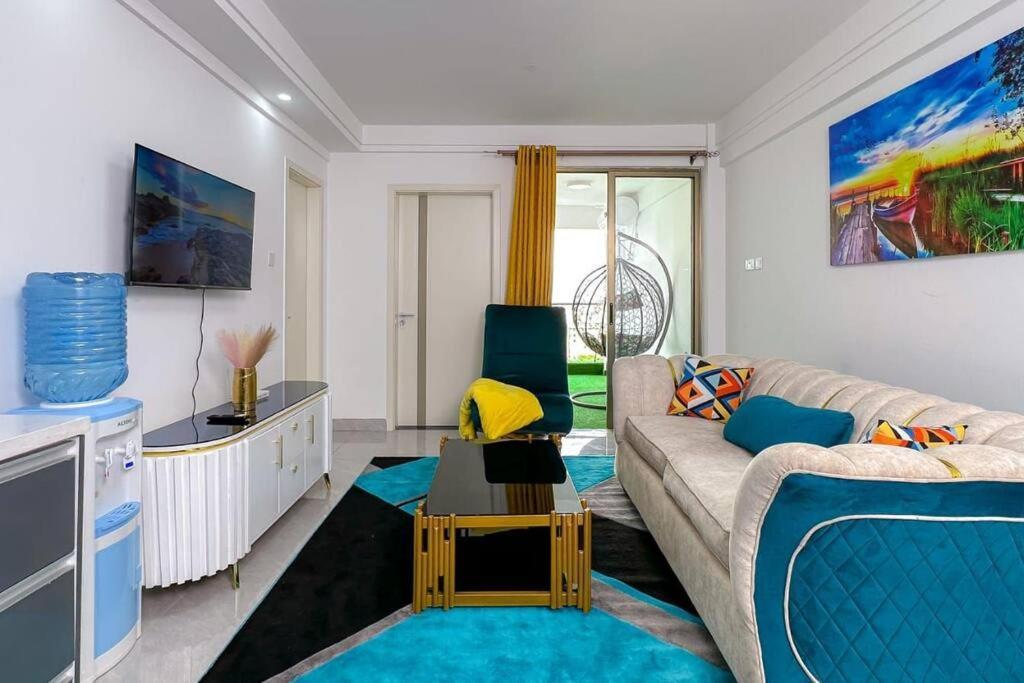 1 Bedroom Kilimani With Skyline Views *
