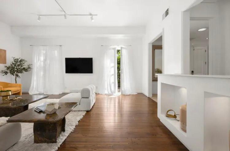 The Damrak Loft *