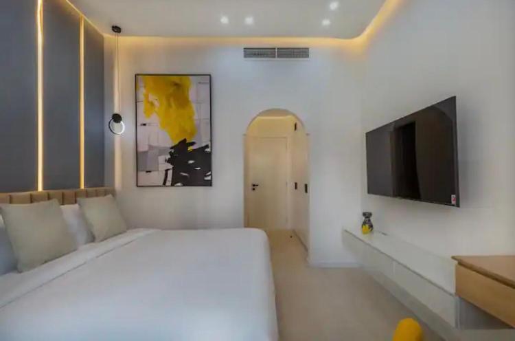 The Damrak Loft *