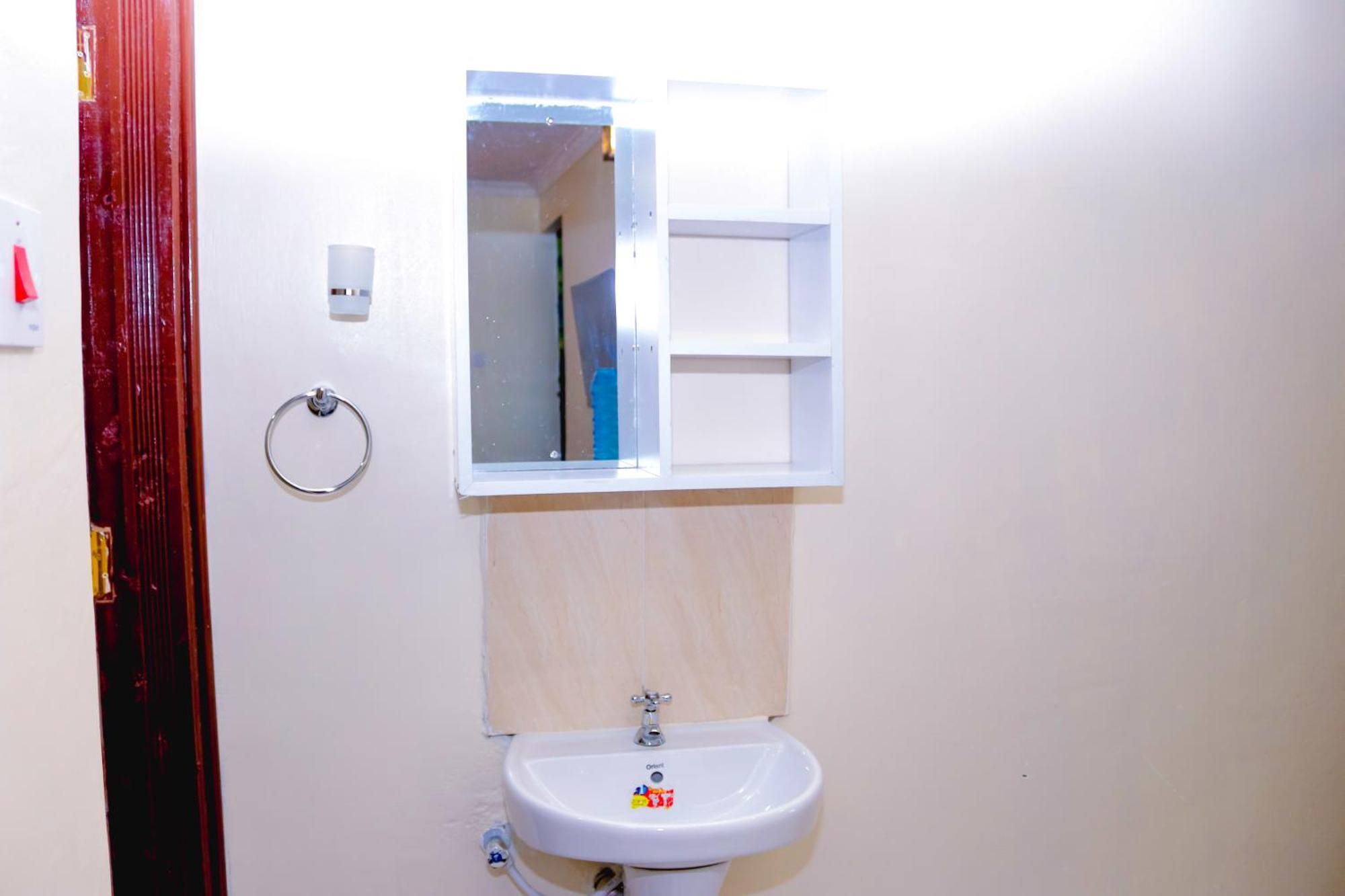 Guest house Royal Swag - Bundiezo Homes Kenya *