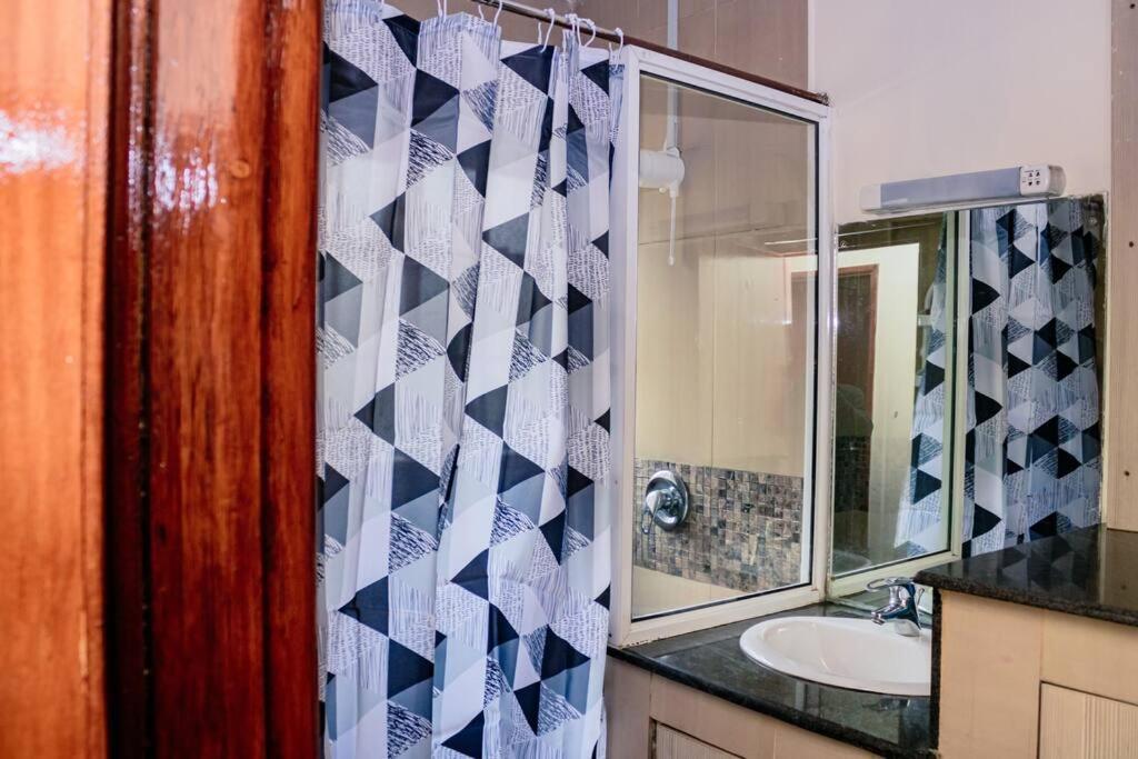 Apartment Cozy Feels In Westlands