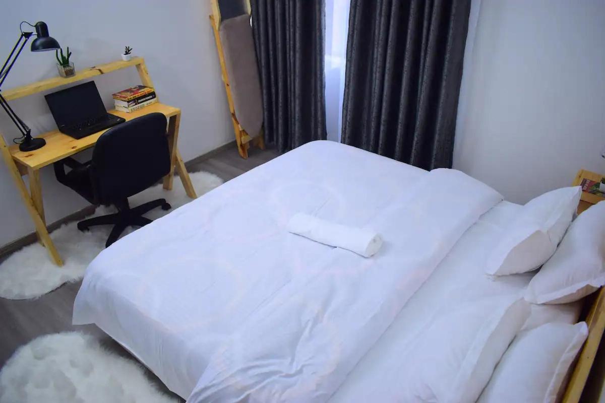 Apartment 2 Bed Nai Klm 001 *