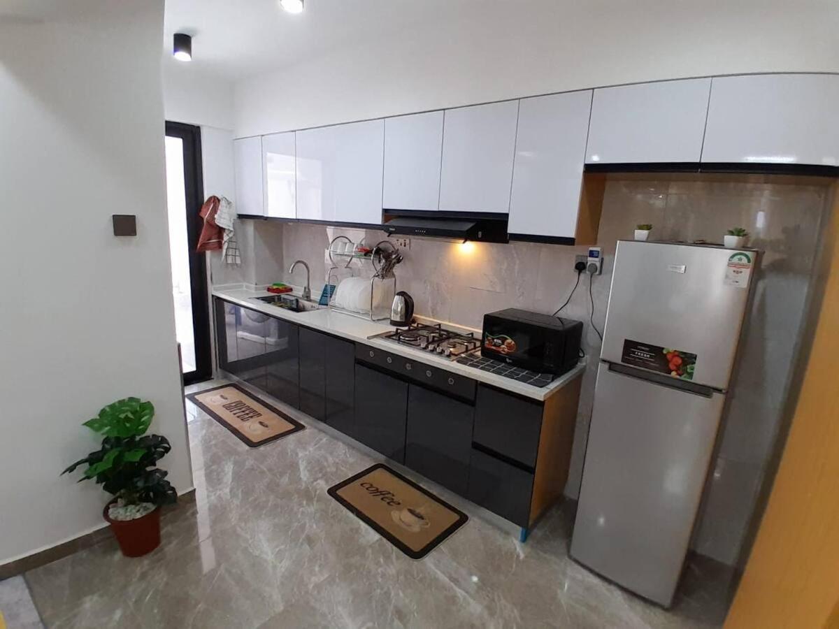 Apartment 2 Bed Nai Klm 001 *