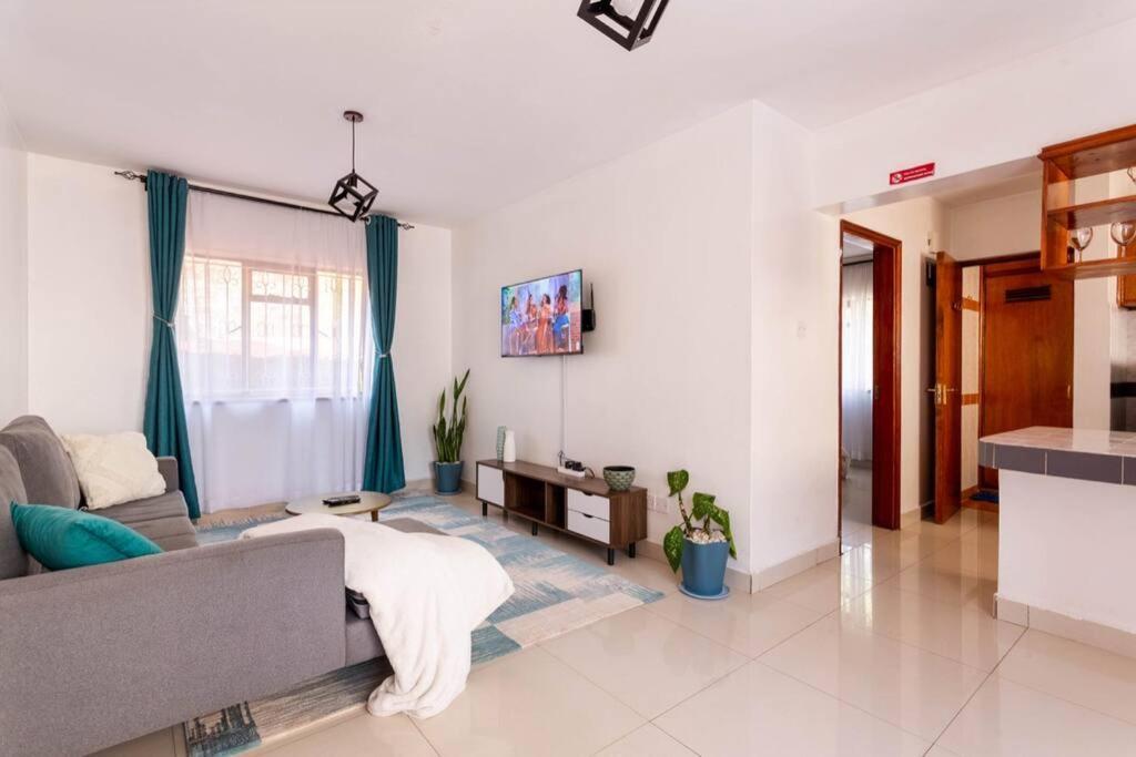 Charming 1 Bedroom With Pool In Westlands Apartment
