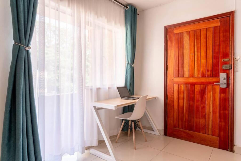 Apartment Charming 1 Bedroom With Pool In Westlands Nairobi