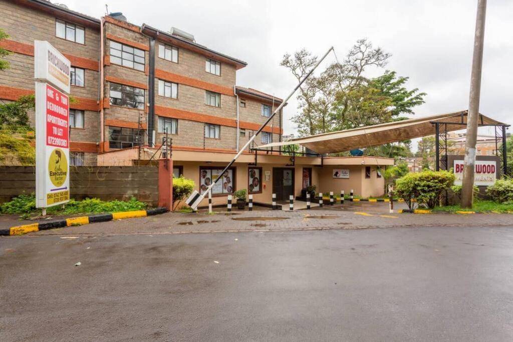 Charming 1 Bedroom With Pool In Westlands * Nairobi