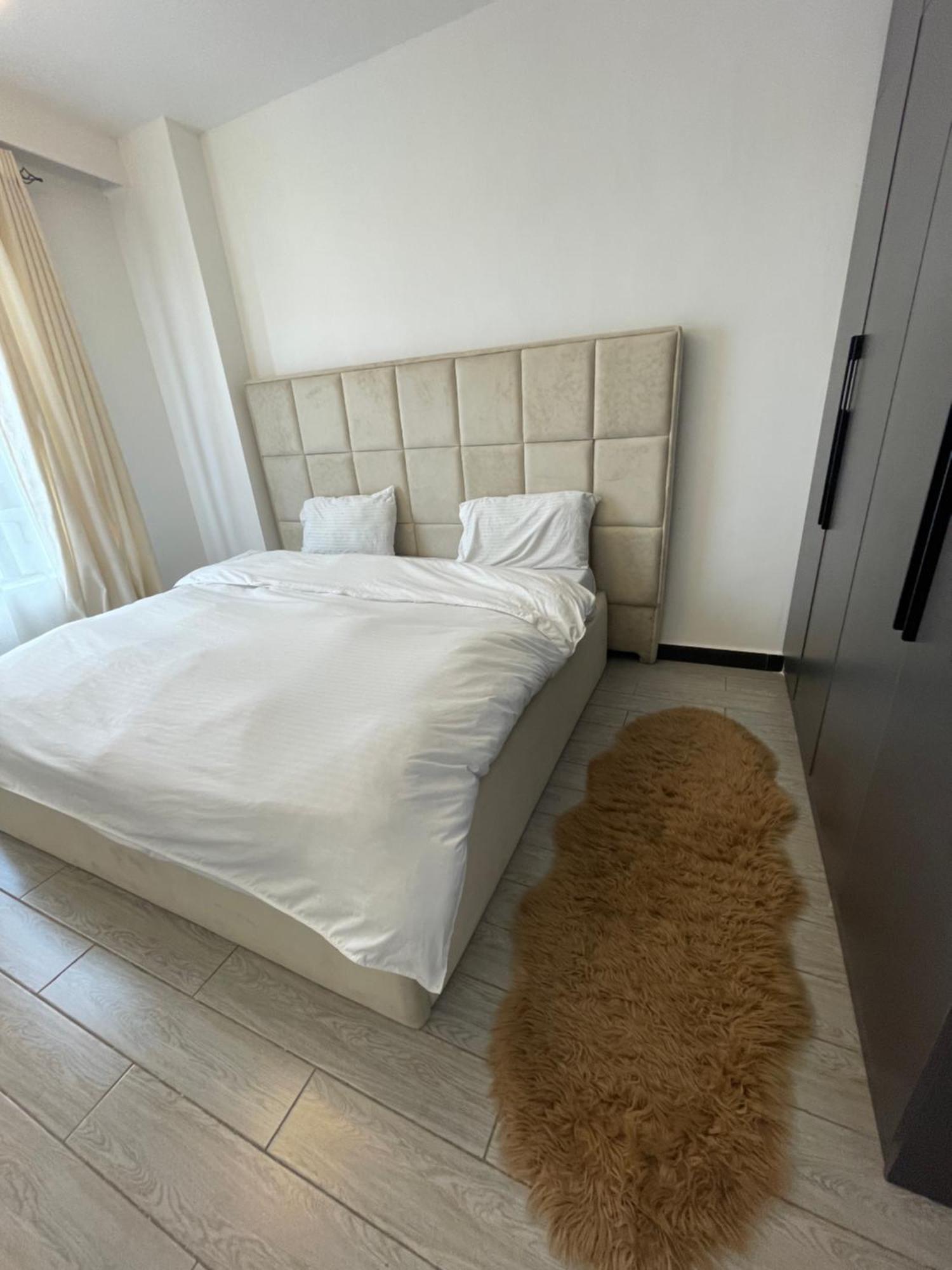 Staroot Yaya Residences Apartment *