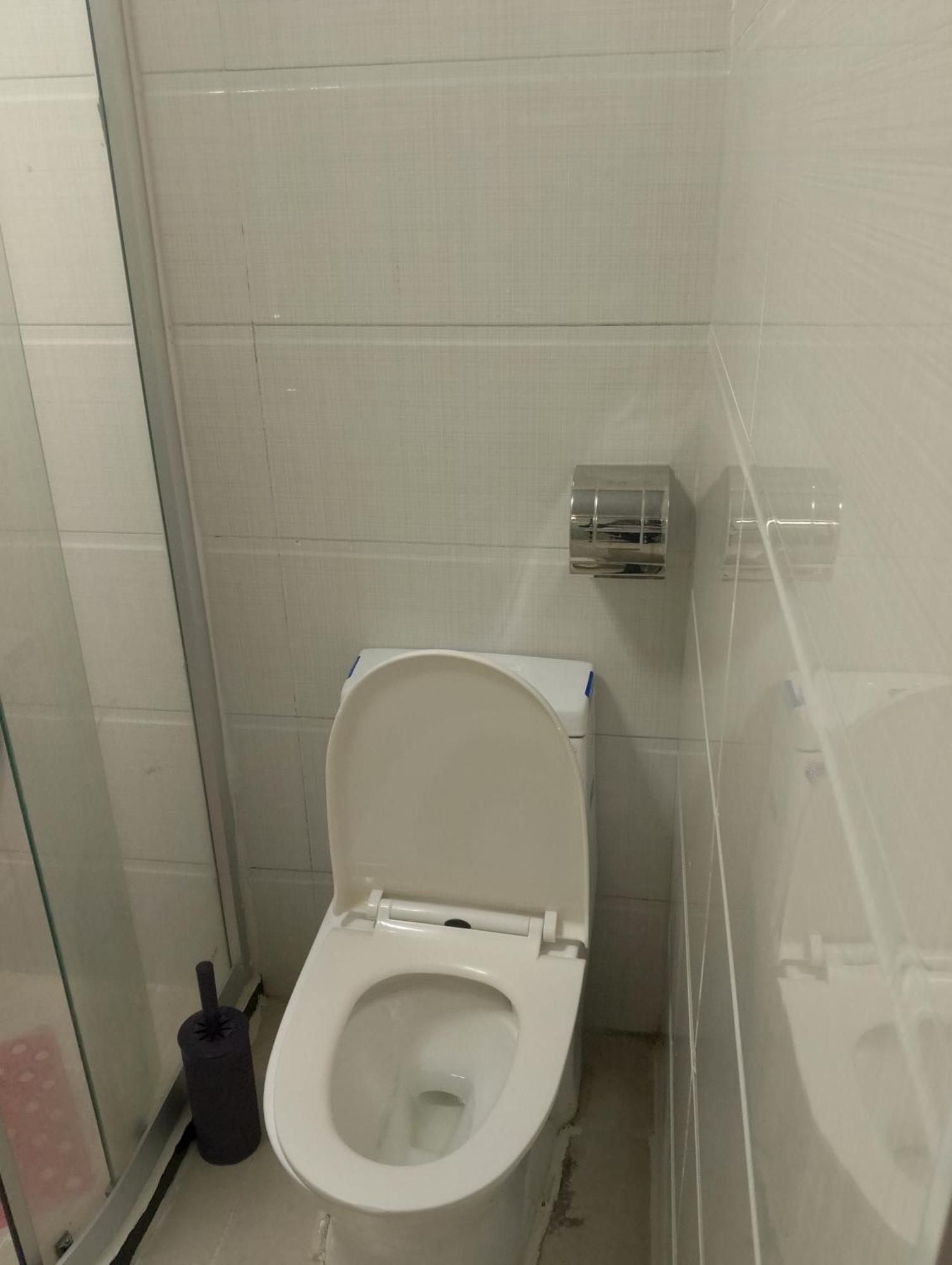 Spacious Two Bedrooms Along Ngong Road Next To Prestige Mall * Nairobi