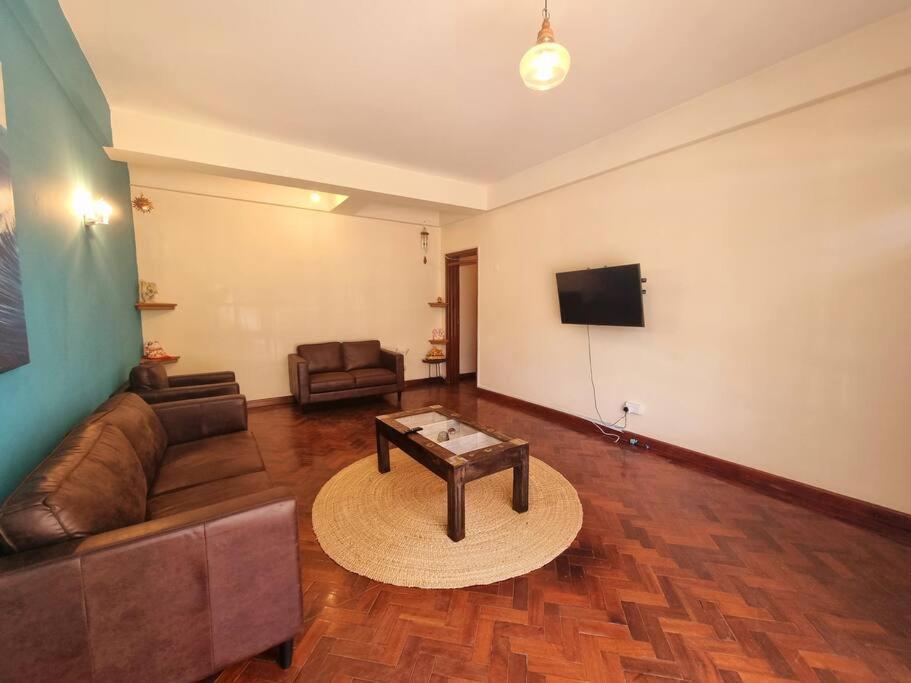 Apartment Shared With The Entertainment Spots *
