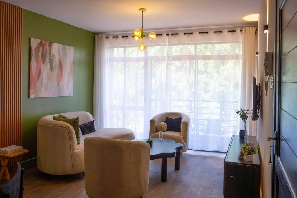 Apartment The Mood: Serene 2bd/pool/gym *