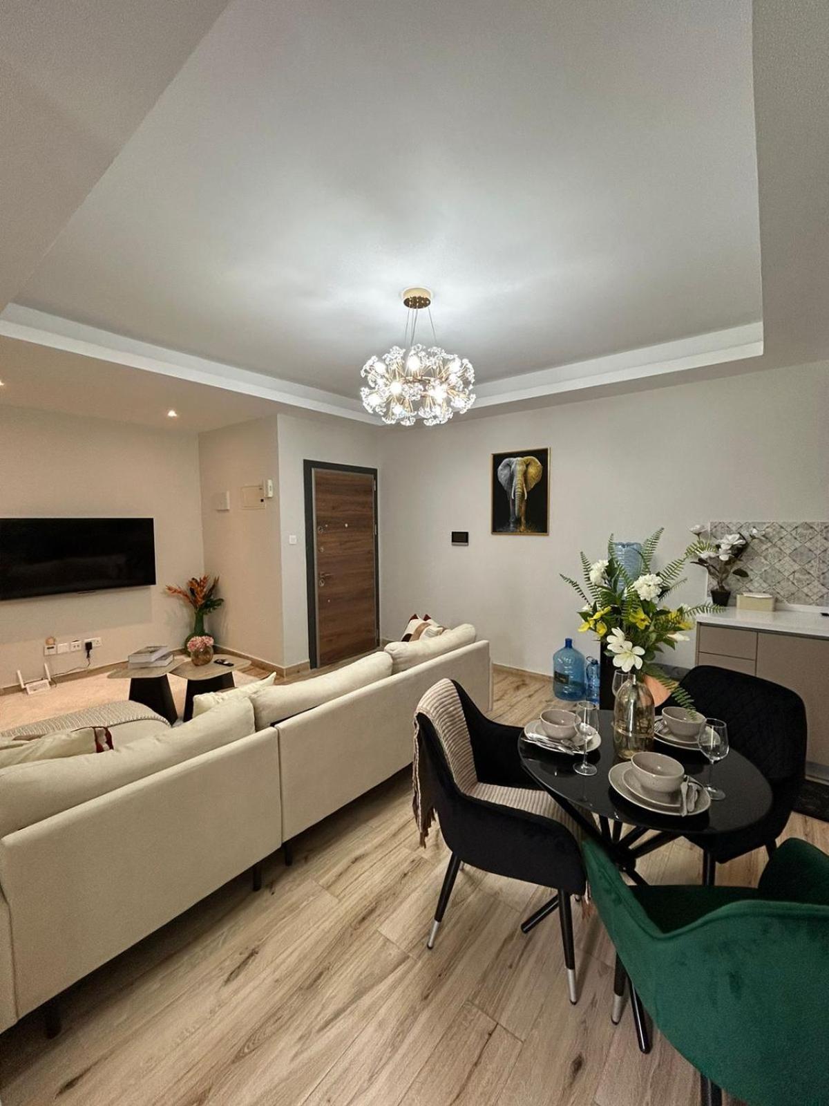 Mopearlz Elite Residency