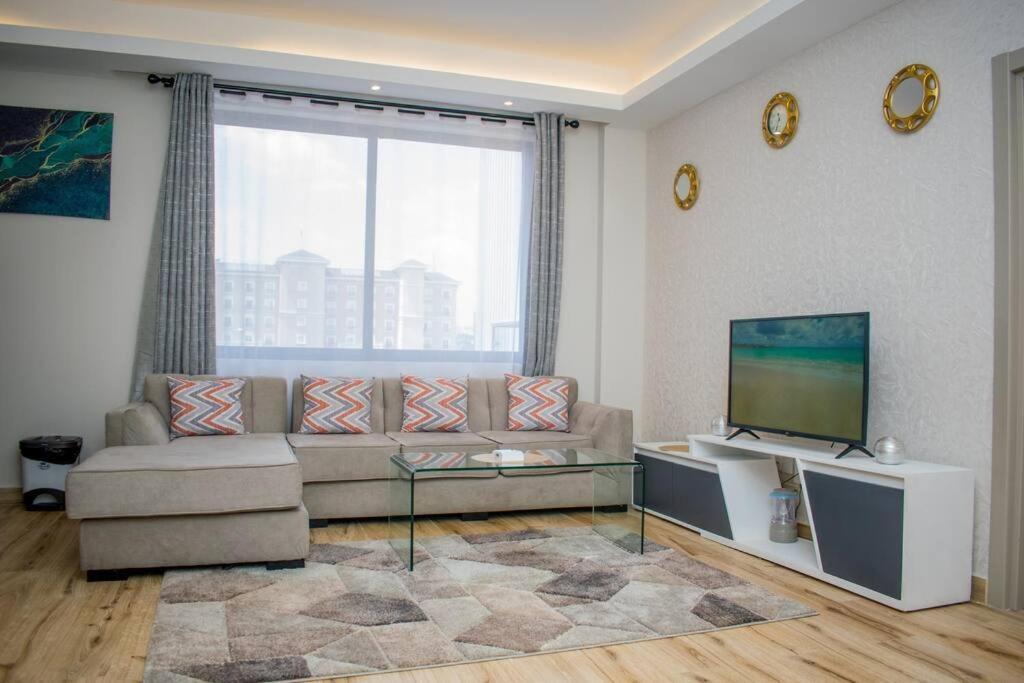 Urban Lifestyle 1br In Westlands, Heated Pool, Gym, Workspace & Parking *