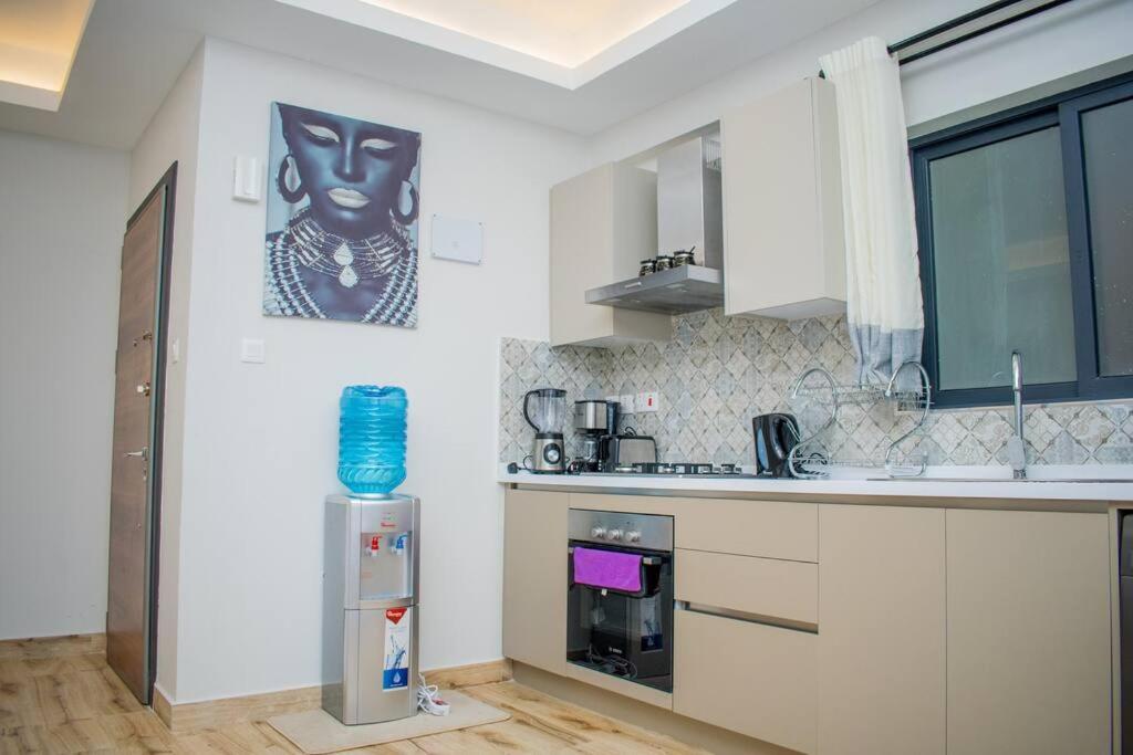 Urban Lifestyle 1br In Westlands, Heated Pool, Gym, Workspace & Parking