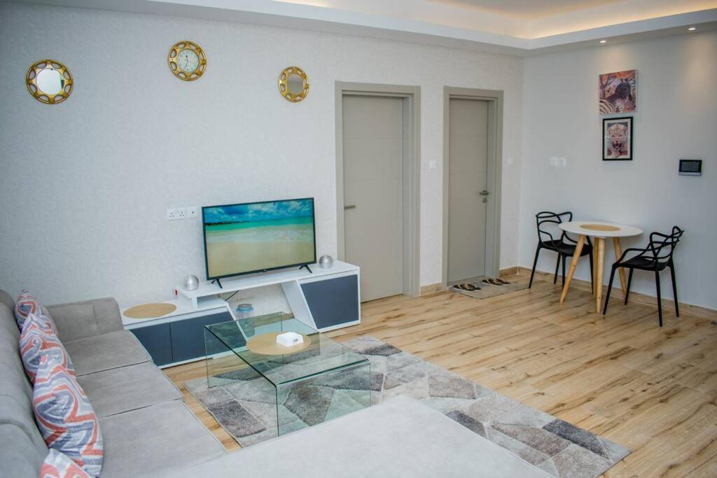 Urban Lifestyle 1br In Westlands, Heated Pool, Gym, Workspace & Parking