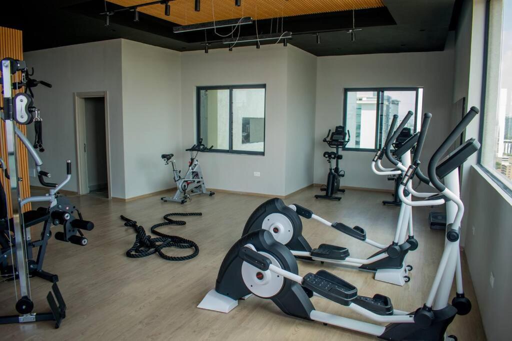 Urban Lifestyle 1br In Westlands, Heated Pool, Gym, Workspace & Parking *