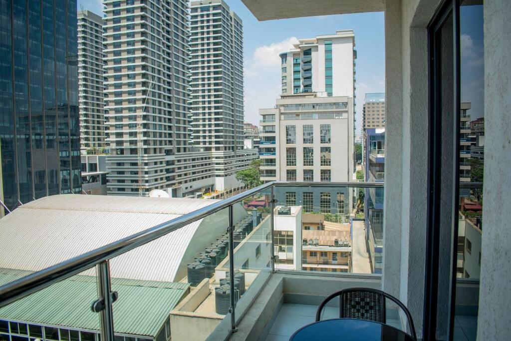 Urban Lifestyle 1br In Westlands, Heated Pool, Gym, Workspace & Parking Nairobi