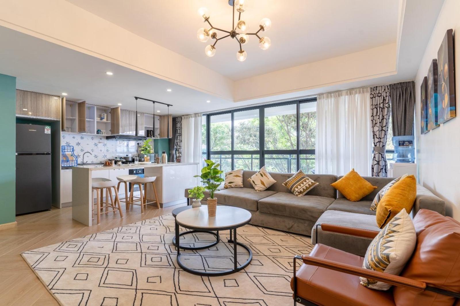 Laurel Hill * Nairobi