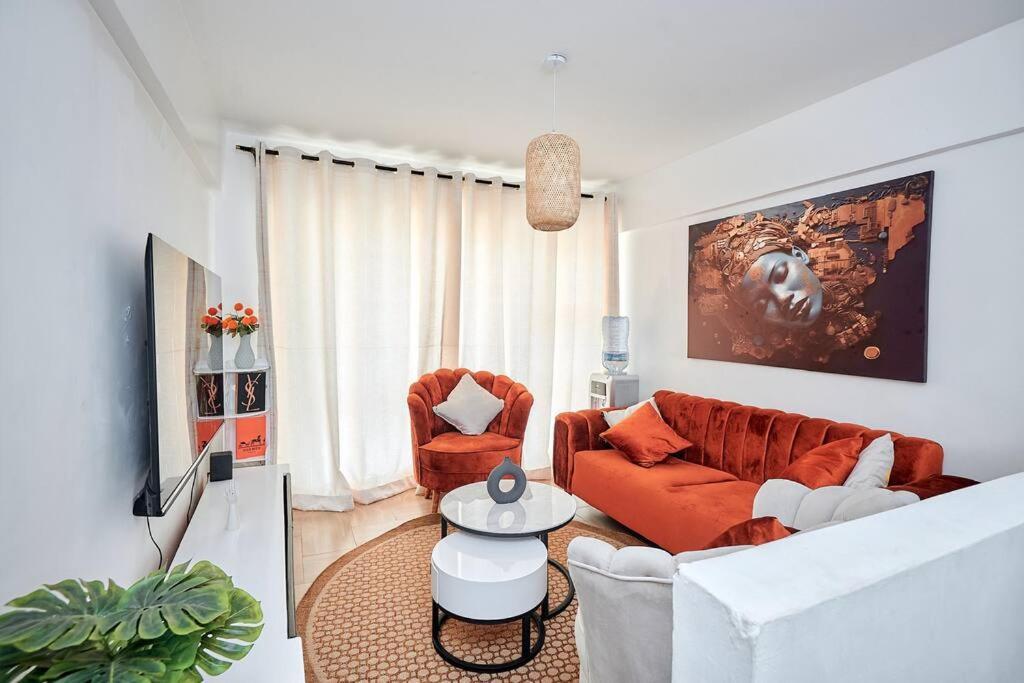 Artistic, Modern One Bedroom Duplex *
