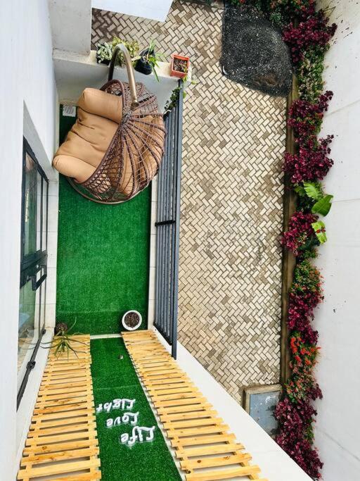 Artistic, Modern One Bedroom Duplex Apartment